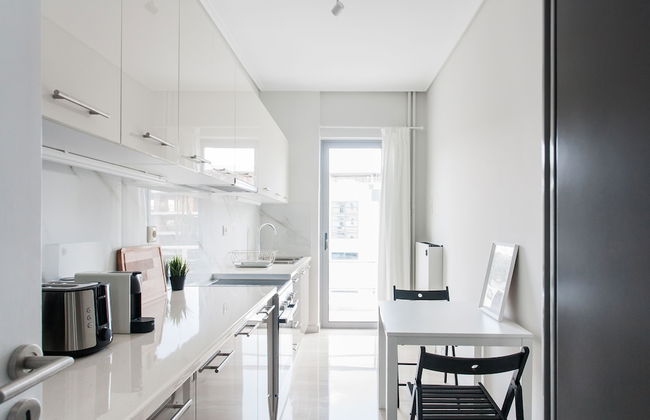 Spacious & Airy 1 Bedroom Apartment near HELEXPO - Foto 11
