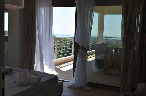 Foto 12 - Luxury Modern Seaview Villa-15min from Voidokoilia
