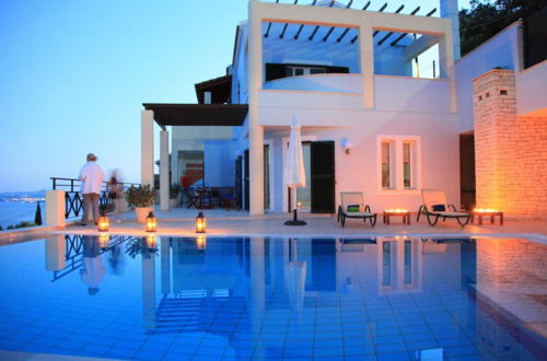 Photo 6 - Villa Georgios Large Private Pool Sea Views A C Wifi - 1035