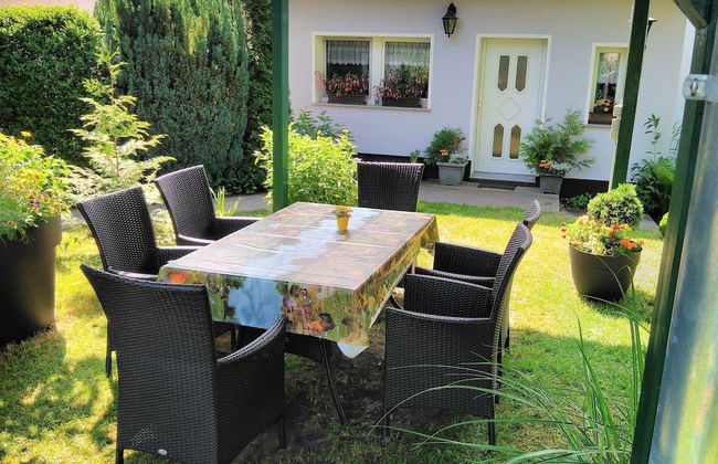 Spacious Holiday Home in Sommerfeld near Lake - Foto 1