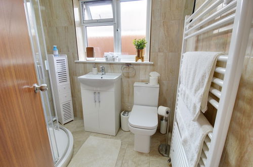 Photo 16 - Cedar Drive, Holbeach - 1 to 4 - Self Catering