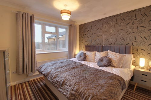 Photo 4 - Cedar Drive, Holbeach - 1 to 4 - Self Catering