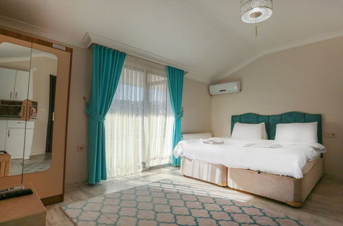 Photo 8 - Grand Pera Suite