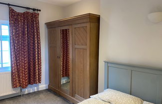 Photo 3 - Victorian Building - Sleeps 5 - Pet Friendly