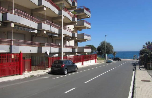 Come In Sicily - Beachfront Sant'Alessio - Foto 13