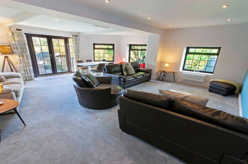 Photo 22 - Streamways Nr Croyde 6 Bedroom, Sleeps 12-16, Hot Tub