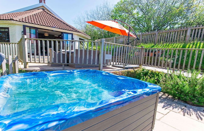 Streamways Nr Croyde 6 Bedroom, Sleeps 12-16, Hot Tub - Foto 2