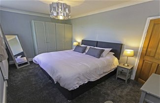 Foto 2 - Streamways Nr Croyde 6 Bedroom, Sleeps 12-16, Hot Tub