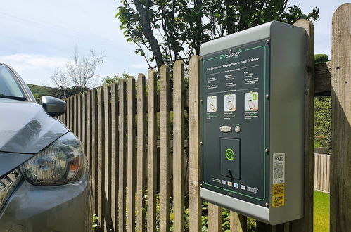 Photo 27 - Streamways Nr Croyde 6 Bedroom, Sleeps 12-16, Hot Tub