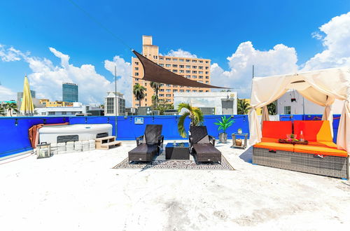 Photo 20 - 2 Bedroom 2 Bath Loft with Exclusive Rooftop & Hot Tub