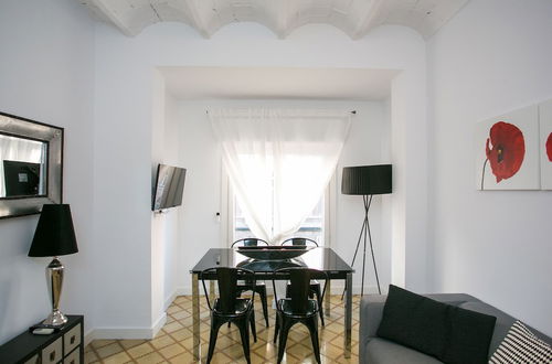 Photo 18 - Beautiful Sagrada Familia Apartment