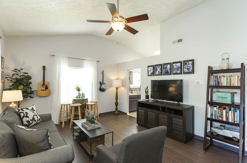 Photo 25 - Fun Buena Vista Heights Home Close to Downtown