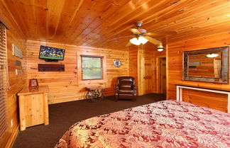 Foto 3 - Smoky Bear Manor - Five Bedroom Cabin