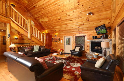 Photo 19 - Smoky Bear Manor - Five Bedroom Cabin