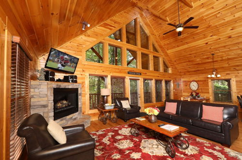 Foto 18 - Smoky Bear Manor - Five Bedroom Cabin