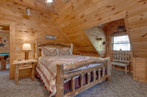 Photo 3 - Mountain Dreams by Jackson Mountain Rentals