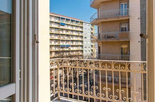 Photo 22 - Pozzo Strada Bright Apartment - with Balconies