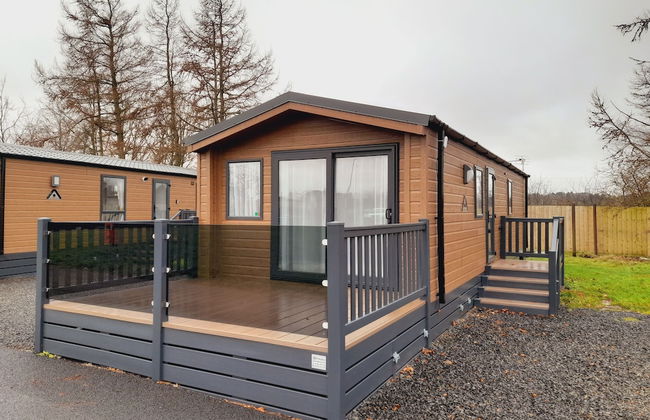 12A Beautiful Lodge Home For Hire 2 Bedrooms - Photo 1