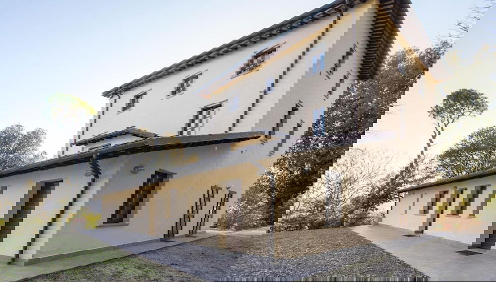 Primary image