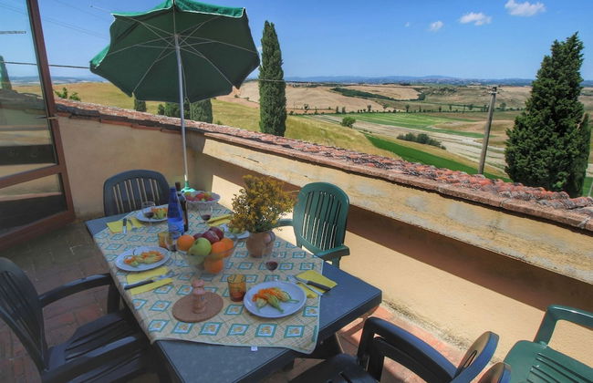 Spacious Tuscan Farmhouse - Foto 26