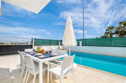 Foto 6 - Dazzling Villa With Private Pool in Antalya