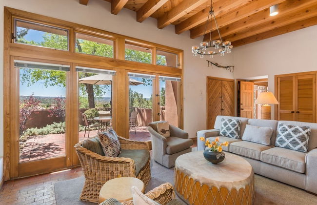 Acoma - Majestic Views, Near the Santa Fe Opera and Four Seasons in Tesuque - Photo 14