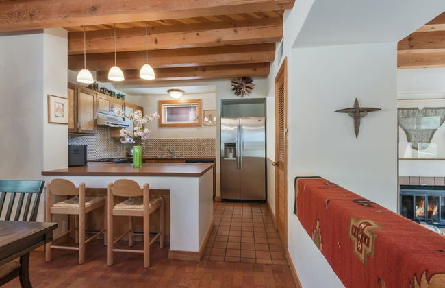 Acoma - Majestic Views, Near the Santa Fe Opera and Four Seasons in Tesuque - Photo 7