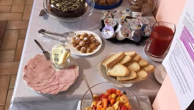 Desayuno estilo bufé