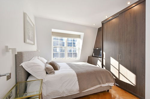 Photo 20 - London Choice Apartments - Mayfair One