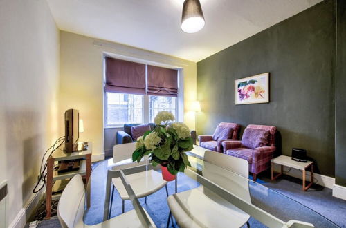 Foto 15 - Perfect Location! - Stylish & Cosy Rose St Apt