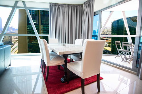 Photo 17 - Lux BnB DIFC 2BDR Park Towers