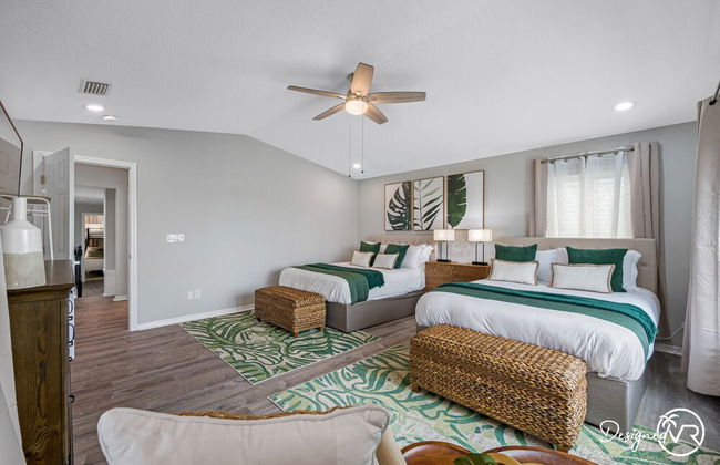 Chic 8BR with Heated Pool & Waterview - Foto 7