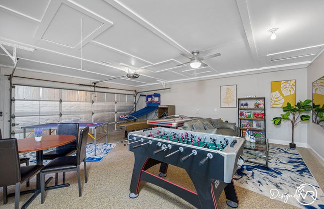 Chic 8BR with Heated Pool & Waterview - Foto 37