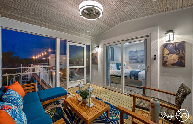 Chic 8BR with Heated Pool & Waterview - Foto 21