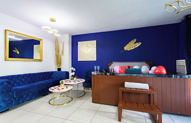 Suite jacuzzi - Photo 18