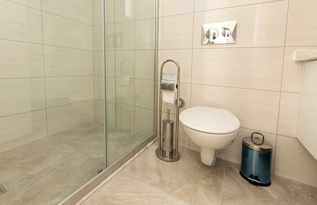 La Morada Suites - Photo 18