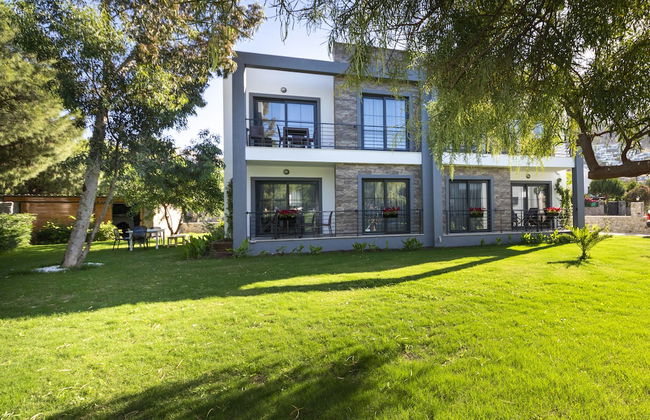 La Morada Suites - Photo 23