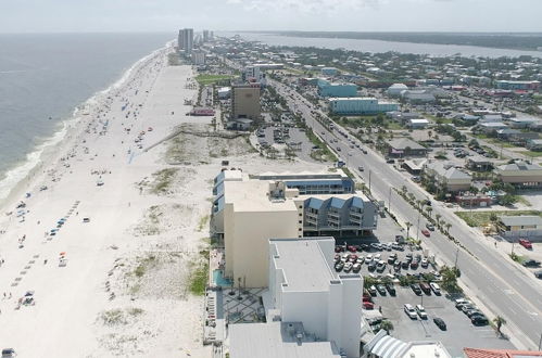 Foto 79 - Beachfront Condo in the Heart of Gulf Shores