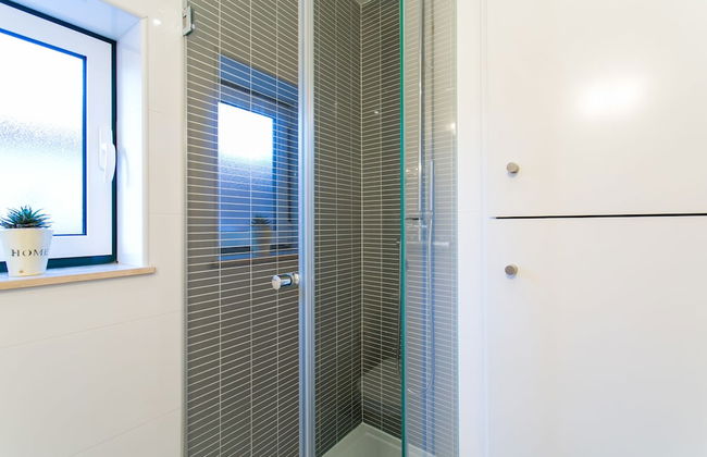 JOIVY Cosy 1-bed flat w/balcony in Alfama, moments from the Port - Foto 28