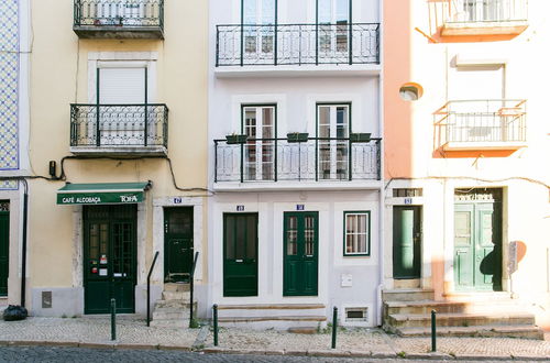 Photo 19 - ALTIDO Cosy 1-bed flat w/balcony in Alfama, moments from the Port