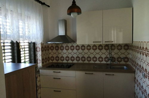 Photo 8 - Renata - 3 Bedrooms - H