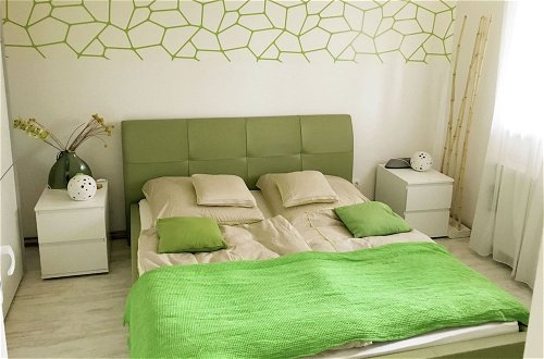 Photo 2 - Spacious Apartment in Dalmatia near Forest