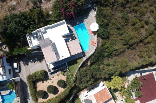 Foto 35 - Luxury Villa in Agia Triada With Swimming Pool