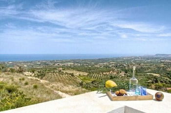 Foto 16 - Luxury Villa in Agia Triada With Swimming Pool
