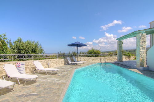 Photo 21 - Luxury Villa in Agia Triada With Swimming Pool