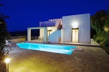 Foto 32 - Luxury Villa in Agia Triada With Swimming Pool