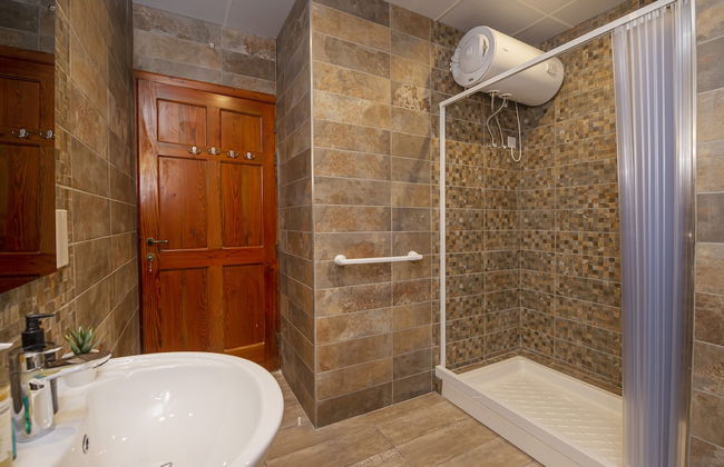 Summer Breeze Superior Apartment with Terrace by Getaways Malta - Foto 16