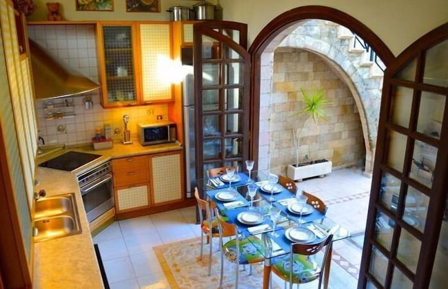 Medieval Villa - Foto 11