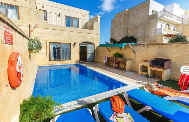 Ta Debora 3 Bedroom Villa With Private Pool - Photo 18