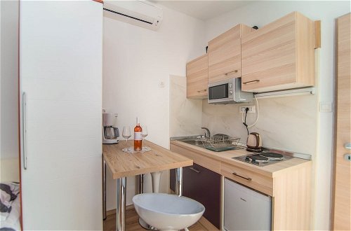 Photo 17 - Apartment Frankovic